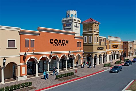 About San Marcos Premium Outlets® - A Shopping Center in San Marcos, TX ...