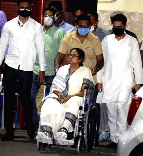 Mamata Banerjee released from SSKM hospital