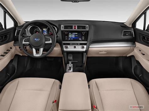 2016 Subaru Outback Interior | U.S. News & World Report