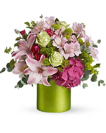 Fancy Flowers by Teleflora in Freeport IL - Deininger Floral Shop