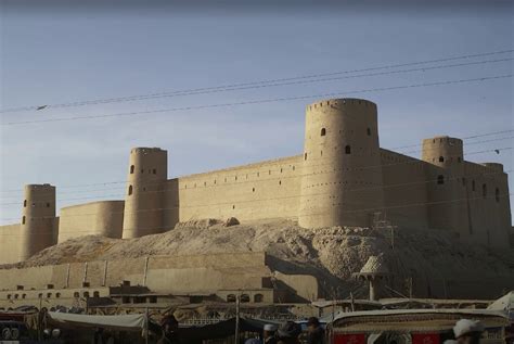 Virtual Exhibition Held at Herat Historical Sites | TOLOnews