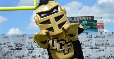 UCF's Knightro holds mascot dance-off challenge