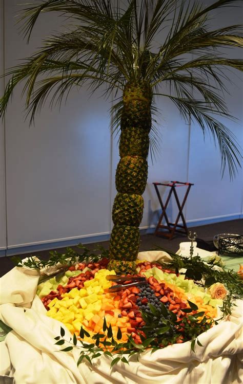 pineapple palm tree fresh fruit display appetizer | Fruit display ...