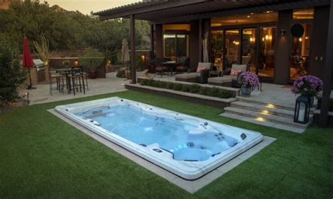 Dual zone swim spa: Benefits of the pool-spa combo - Master Spas Blog