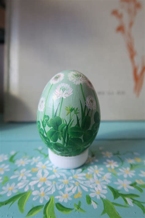 Egg shell painting on Behance