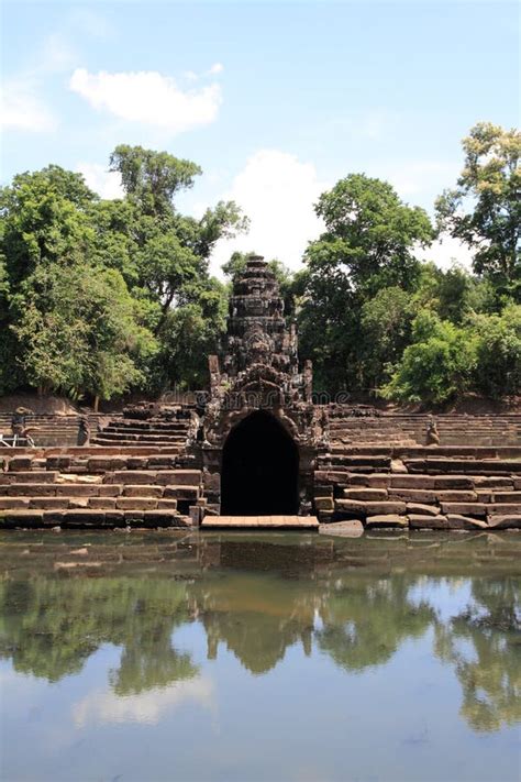 Neak Pean in Angkor stock photo. Image of clear, khmer - 46694206