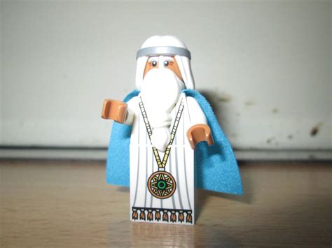 The LEGO Movie - Vitruvius (rare) by KrytenMarkGen-0 on DeviantArt