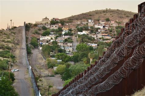 Los Nogales: Two faces of a hard border wall — palabra.