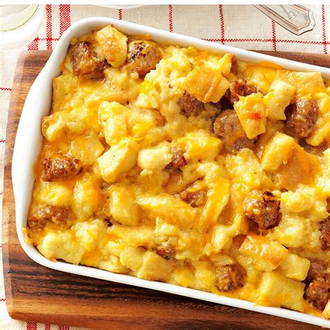 Breakfast Casserole with Sausage and Cheese