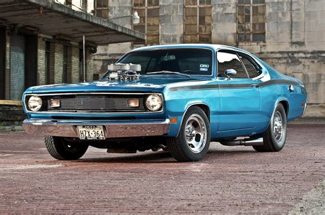 This Throwback Tunnel Ram 1971 Plymouth Duster Reminds Us Why The 80s ...