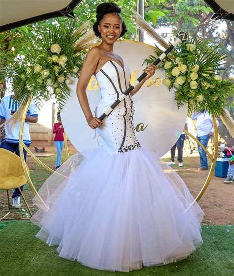 Gorgeous Xhosa wedding attire 2020 for cute ladies