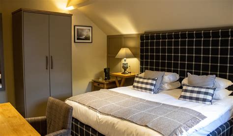 The Assheton Arms - Restaurant with Rooms in Clitheroe, Downham - Visit Lancashire