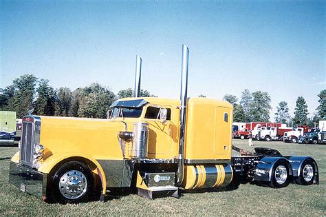 1984 Peterbilt 359 Custom longnose - a photo on Flickriver