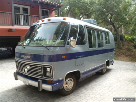 REVolution: 1977 Airstream Argosy 20 Motorhome