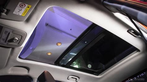 Astor Sunroof/Moonroof Image, Astor Photos in India - CarWale