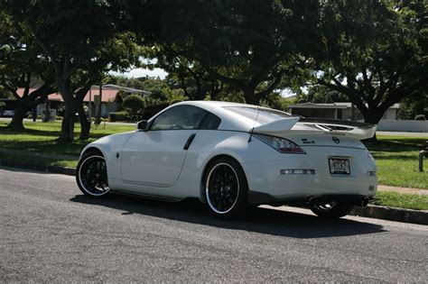 Post your Nismo v2 rear wing photos - MY350Z.COM - Nissan 350Z and 370Z ...