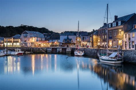 Why Come to Padstow This December Now the Christmas Festival has been Cancelled | Harbour Holidays