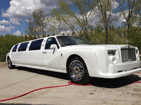 Rolls Royce Phantom Kit Limousine - Edmonton Hummer Limos