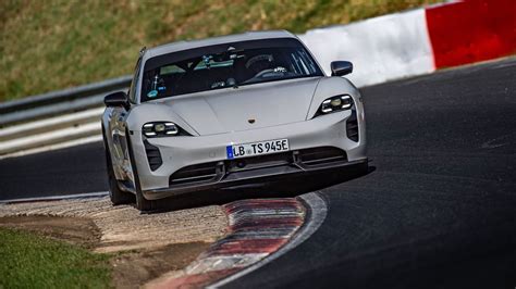 Porsche Taycan Turbo S, cea mai rapidă mașină electrică pe Nürburgring