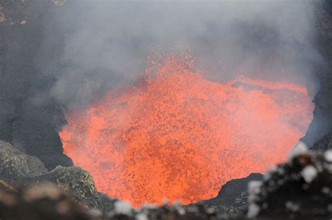 Lava Lakes: The Exposed Guts of Volcanoes | Amusing Planet