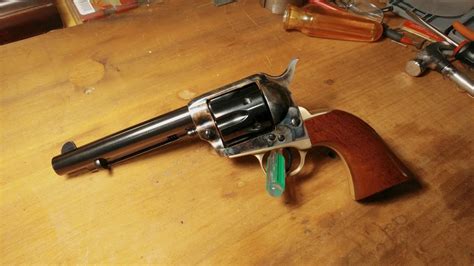 Uberti Cattleman II (Colt 1873 Replica in 357 Mag.) - Review and First Impressions - YouTube