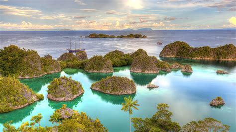 7 Facts of Indonesia Tourism in the Eyes of The World | Authentic ...