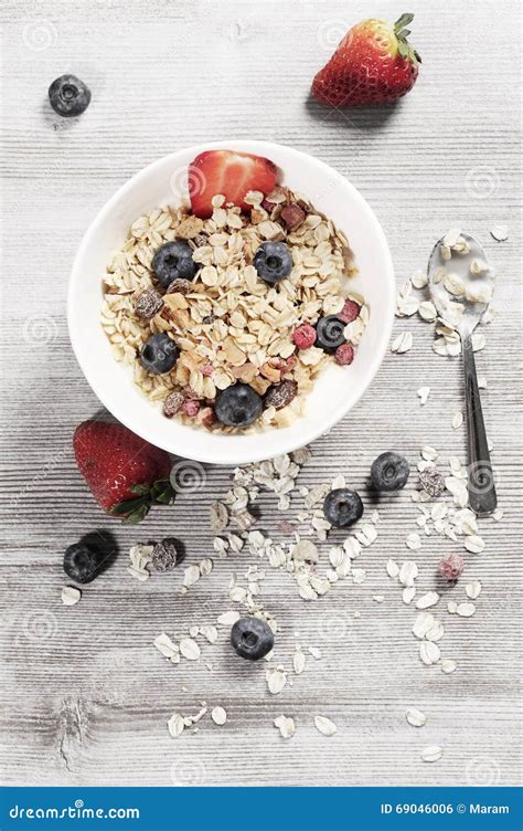 Diet Weight Loss Breakfast, Healthy Life Concept with Home Made Muesli with Fresh Fruits Stock ...