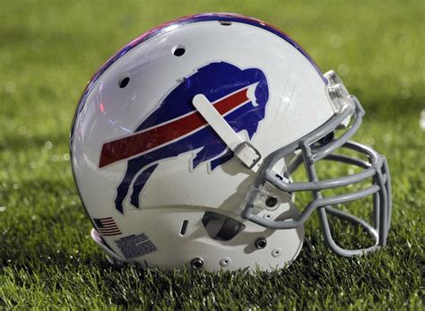 Buffalo Bills helmet. I am ready for some football | Nfl buffalo bills ...