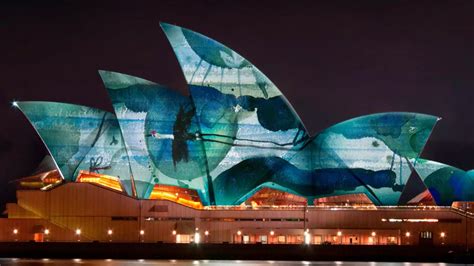 Does The Sydney Opera House Light Up At Night | Shelly Lighting