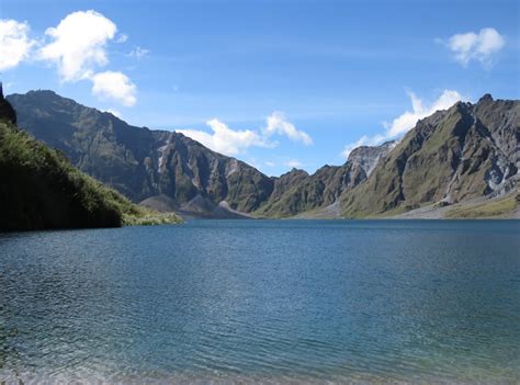 Guided Full Day Hike to Mt. Pinatubo Crater Lake with 4x4...