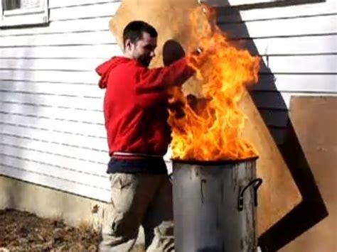 Watch Eight Explosive Deep-Fried Turkey Disaster Videos - Eater