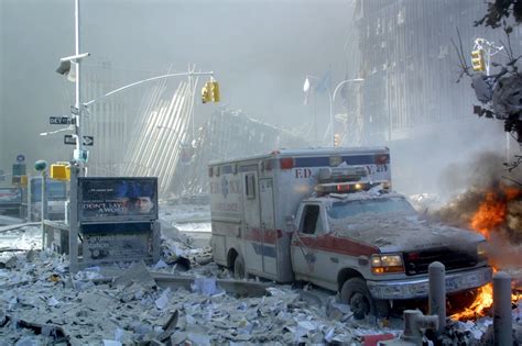 Photos Show The Chaos, Heartbreak Of 9/11 Attacks | HuffPost Latest News