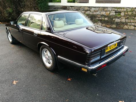 1994 xj40 4.0s very low miles fsh SOLD | Car and Classic