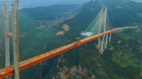 China is building the world's scariest bridge