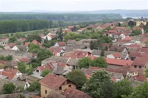 The wine town of Sremski Karlovci