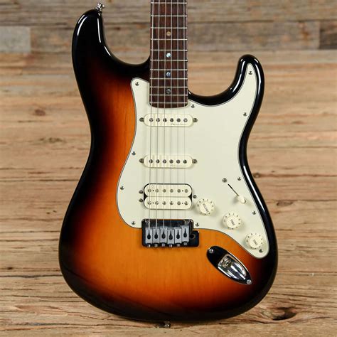 Fender Strat American Deluxe HSS 'Fat Strat' Review