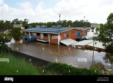 Brisbane floods 2011 at Rocklea Stock Photo - Alamy