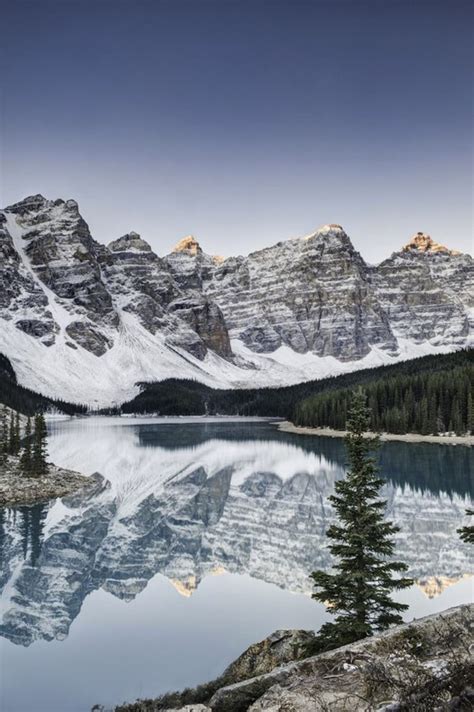 Valley Of Ten Peaks, Rocky Mountains, Alberta — UP KNÖRTH