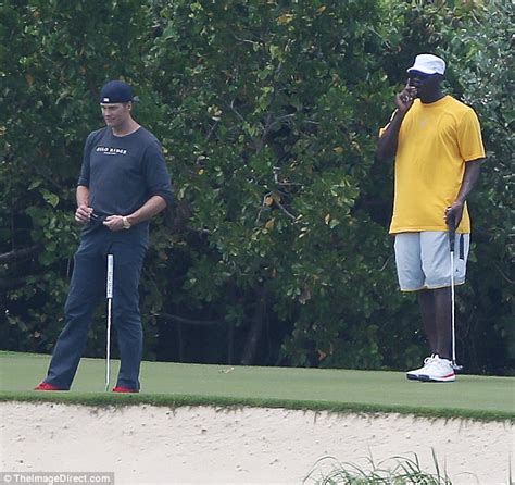 Tom Brady plays golf with Michael Jordan in Bahamas after Deflategate ...