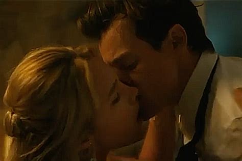 Harry Styles, Florence Pugh kiss in 'Don't Worry Darling' teaser