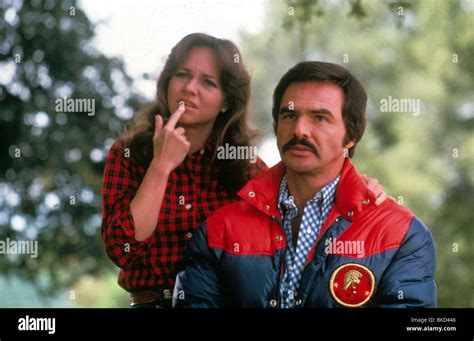 Burt reynolds sally field hi-res stock photography and images - Alamy