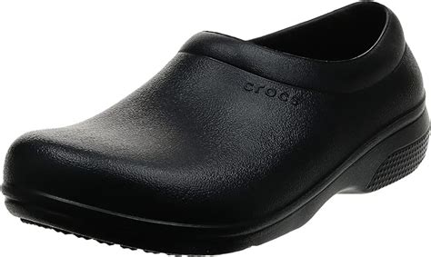 Amazon.com | Crocs Unisex-Adult On The Clock Clog, Slip Resistant Shoes for Women and Men ...