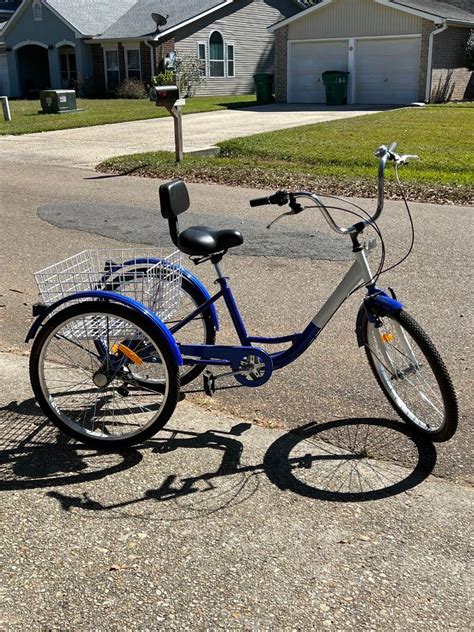 24” Wheel Adult Tricycle With Basket | EstateSales.org