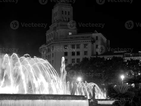 Barcelona at night 10911205 Stock Photo at Vecteezy