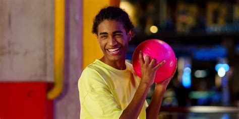 Best Bowling Ball for Beginners - Bowling Hacker