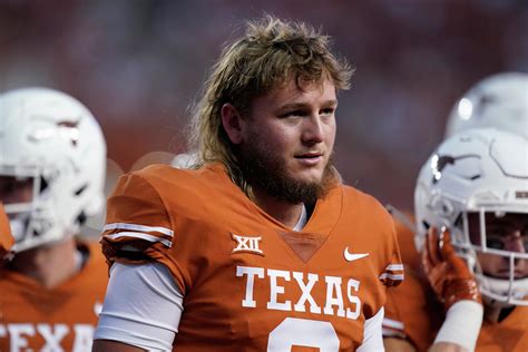 Texas' Steve Sarkisian: 'No doubt' Quinn Ewers wants to play against West Virginia