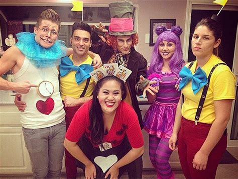 30 Group Disney Costume Ideas For You and Your Squad to Wear This Halloween | Disney group ...