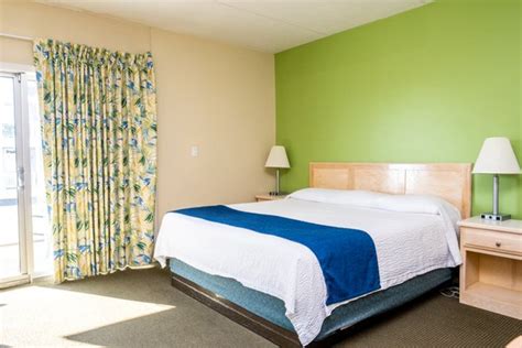 SILVER GULL MOTEL - 57 Photos & 18 Reviews - Hotels - 20 E Salisbury St, Wrightsville Beach, NC ...