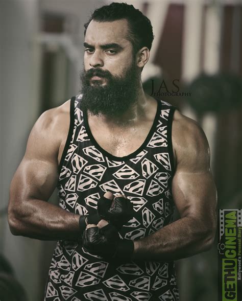 Tovino Thomas Gallery | HD Photos | | Gethu Cinema