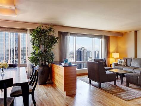 Luxury Seattle Hotels with Water View | Grand Hyatt Seattle